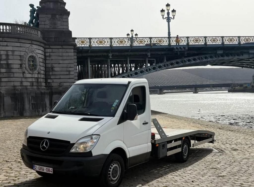 Titre Mercedes benz sprinter 310/ CDI / dépanneuse, Offres d'emploi, Emplois | Chauffeurs