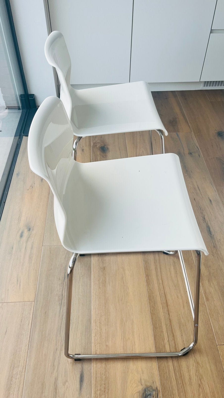 2 x barkruk wit (GLENN Ikea), Huis en Inrichting, Stoelen, Ophalen, Kunststof, Twee, Wit