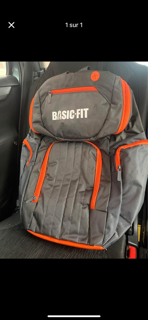 Sac basic fit, Enlèvement, Comme neuf