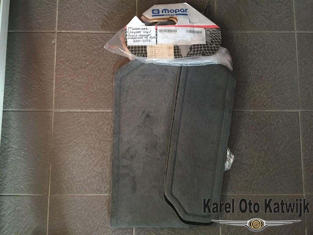 Mattenset Chrysler Grand / Voyager middelste rij, -, -, Nieuw, Ophalen of Verzenden