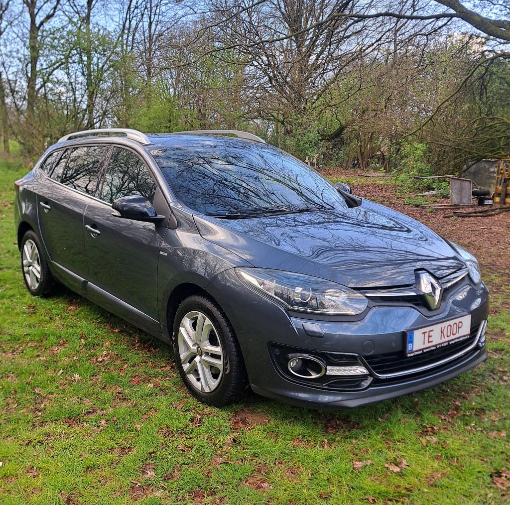Renault Mégane automaat: 115.000 km+ veel opties + nazicht!, Auto's, Renault, Euro 6, 4 cilinders, Parkeersensor, Bedrijf