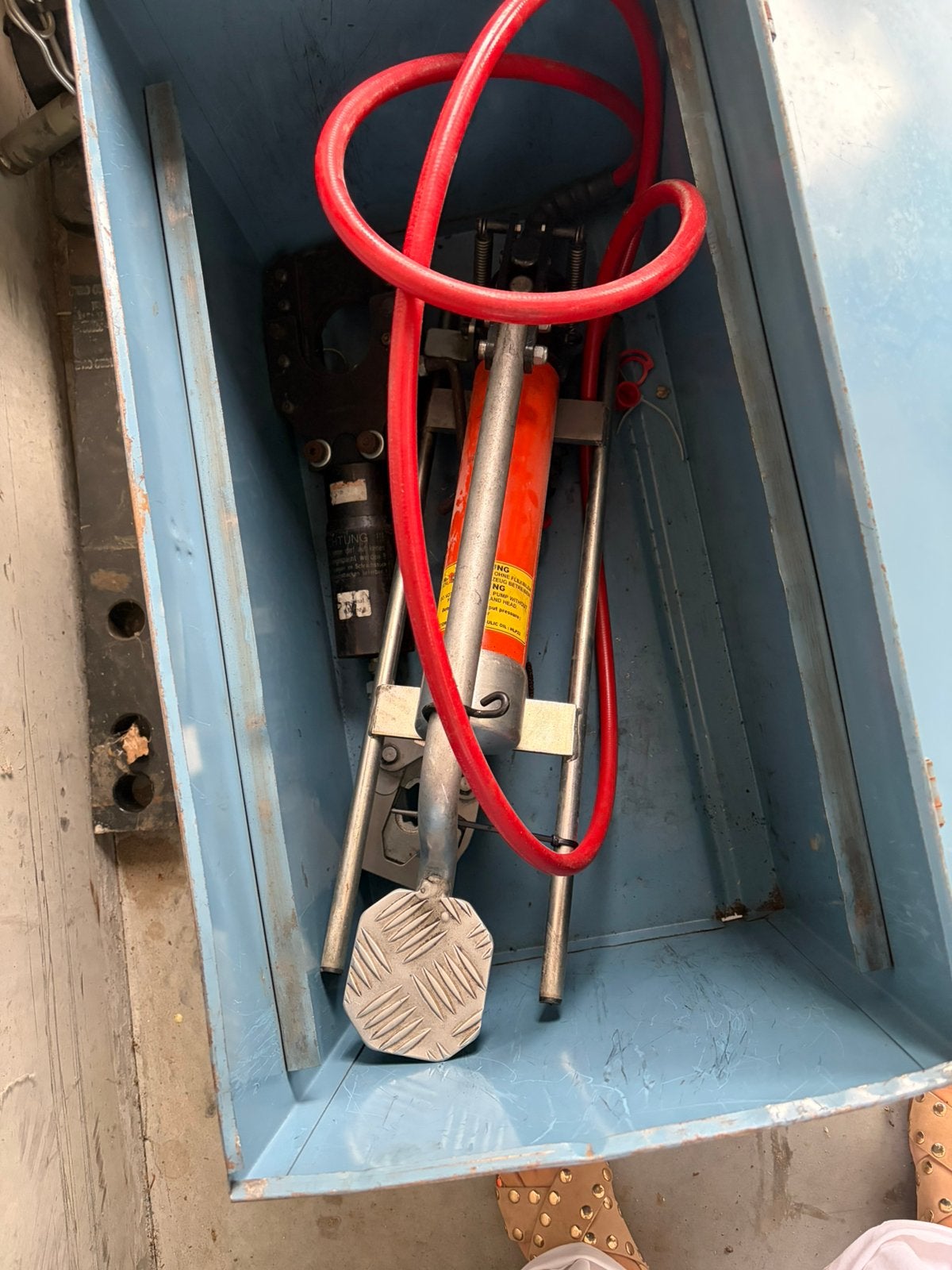 Hydraulische/pneumatische cilinder, Doe-het-zelf en Bouw, Ophalen, Zo goed als nieuw