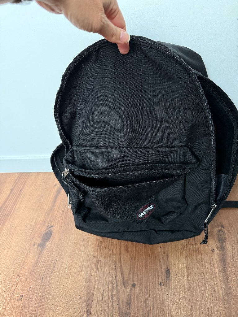 Cartable sac à dos, Bijoux, Sacs & Beauté, Sacs | Cartables, Comme neuf, Enlèvement, 50 cm ou plus, Noir