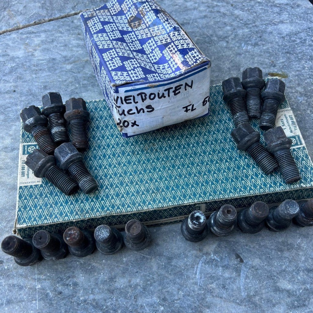 VW 20 stuks M14x1,5 wielbouten, Ophalen of Verzenden, Gebruikt