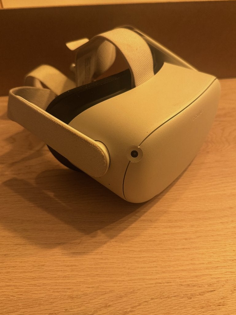 Meta Quest 2 64GB VR Headset + Box, Enlèvement, Utilisé, Lunettes VR, Autres plateformes