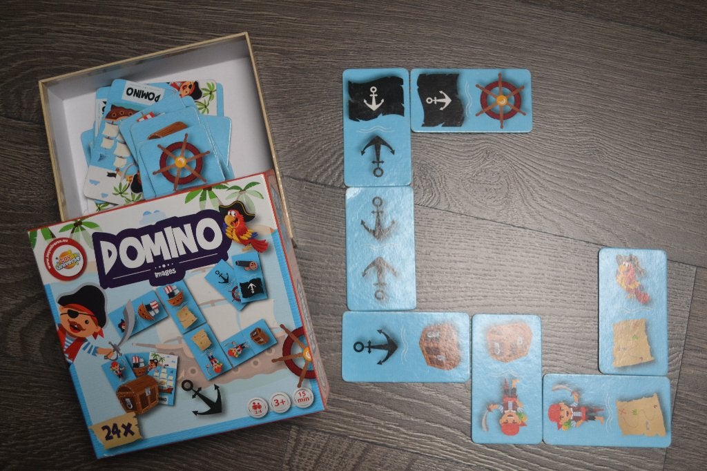 Jeu domino pirates - jeu de société/stratégie, Enlèvement ou Envoi, Utilisé