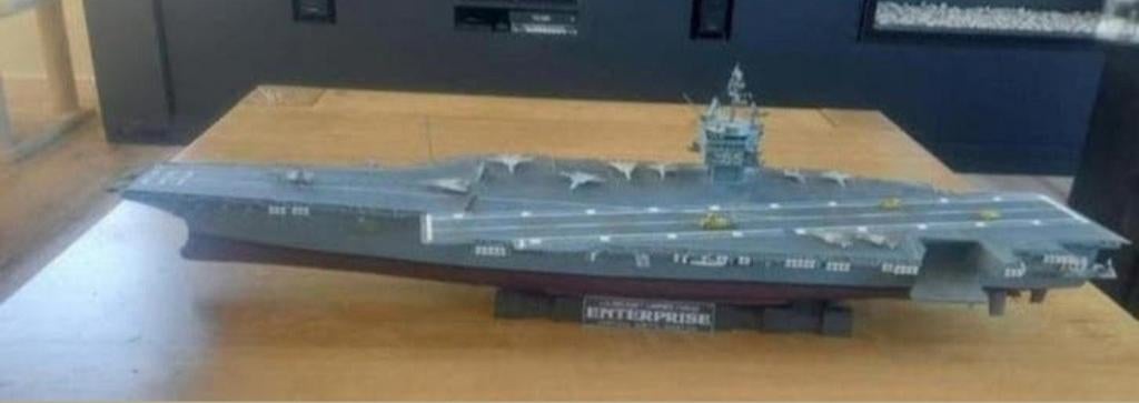 Modelbouw Amerikaanse militaire boot Enterprise, Ophalen