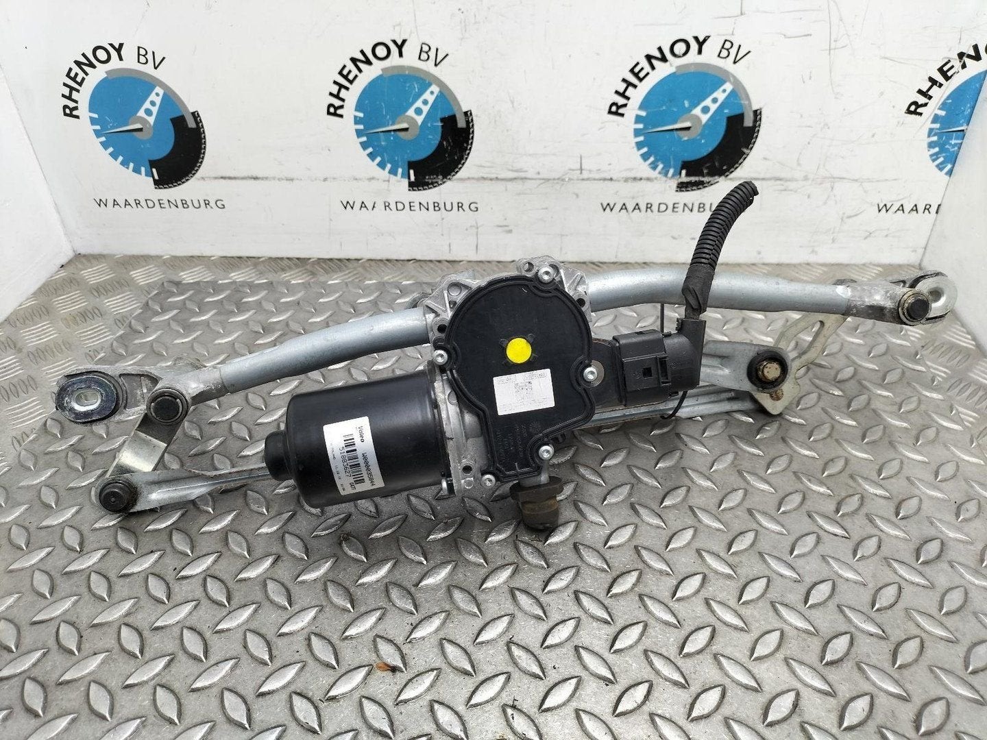 FIAT 500L 0.9 TwinAir Easy POP STAR RUITENWISSERMOTOR VOOR 2, Ophalen of Verzenden, Gebruikt, ARN erkend