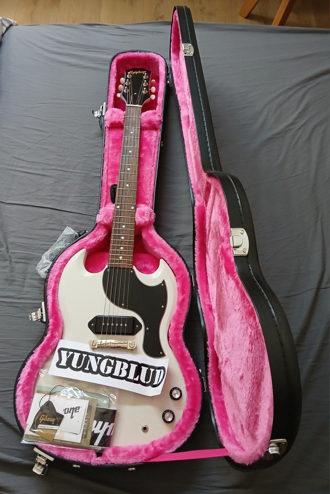 Epiphone sg junior yungblud avec coffre, Enlèvement, Epiphone