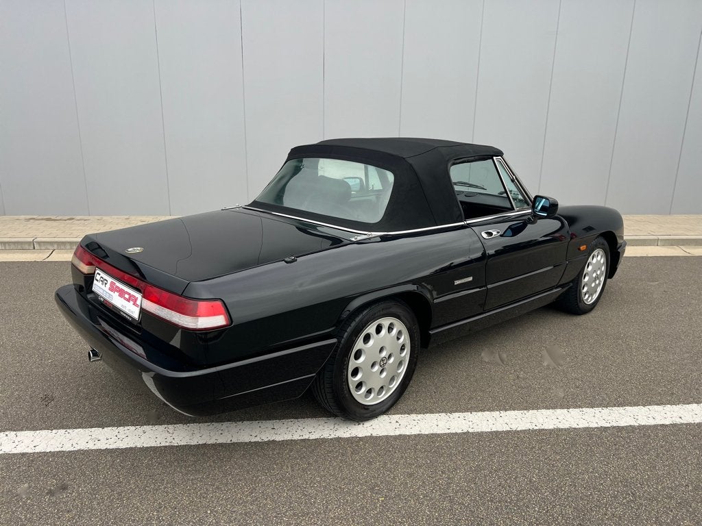 Alfa Spider - 2,0 l - 125 pk - 06/1991, Auto's, Achterwielaandrijving, Zwart, 4 cilinders, Cabriolet