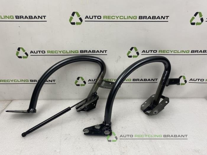 Charnière hayon d'un Audi A4, Autos : Pièces & Accessoires, -, 3 mois de garantie, Utilisé, -