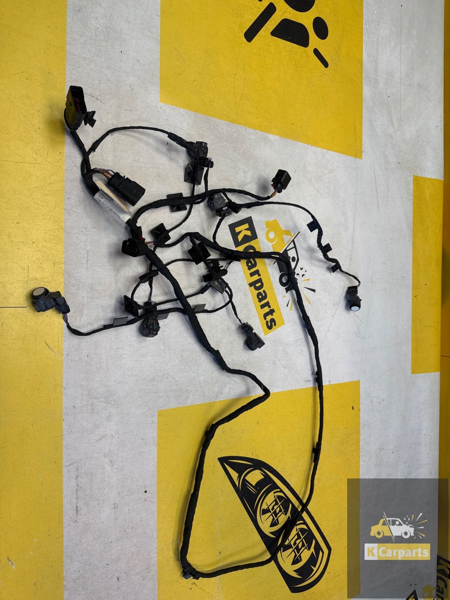 Faisceau de c bles/capteur PDC VOLKSWAGEN BUZZ 6X 1T3971104A, Info@fabrikant.eu, Fabrikant BV, Utilisé, Fabrikantstraat 1
1000 AA  Amsterdam, NL