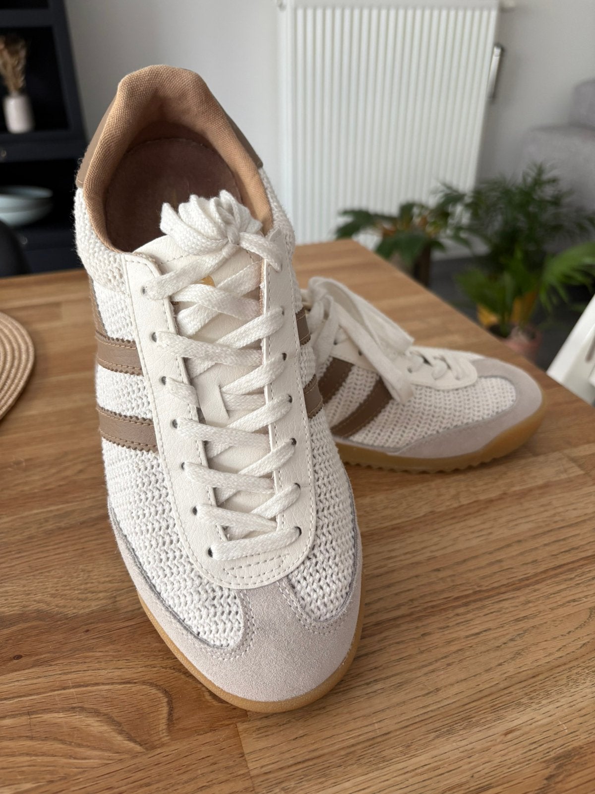 Nieuwe GOLA sneakers maat 39 - wit/beige/caramel, Ophalen, Wit, Zo goed als nieuw, Sneakers