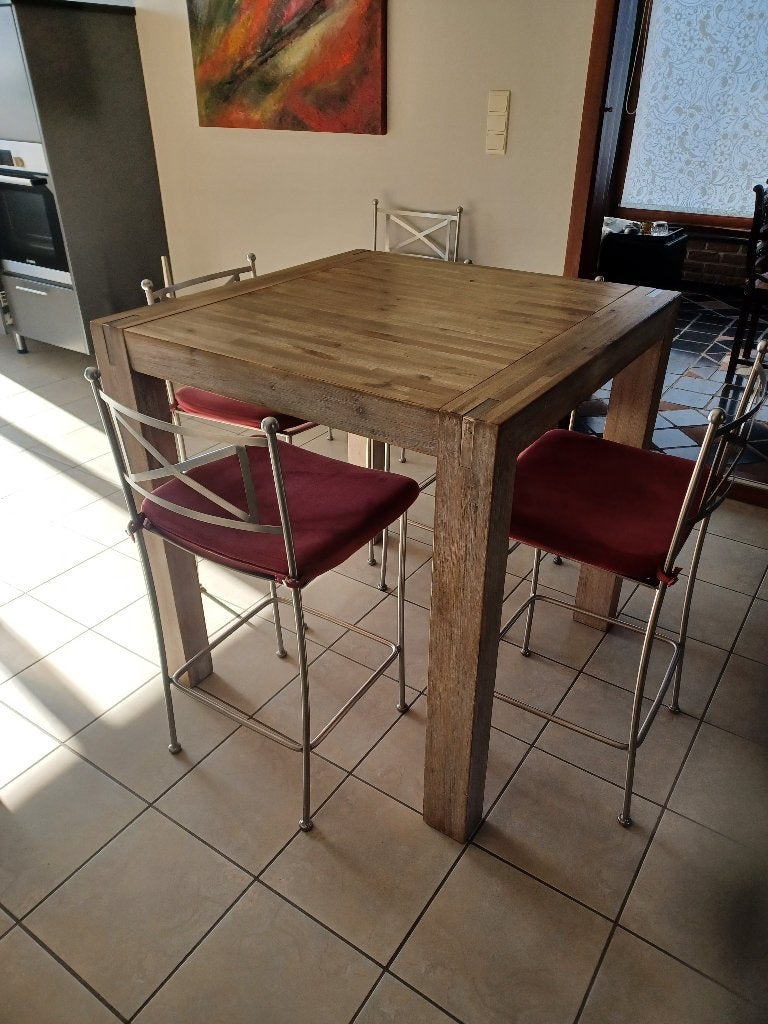 SNELLE VERKOOP: houten bartafel + 5 stoelen, ook los te koop, Huis en Inrichting, Ophalen, Hout