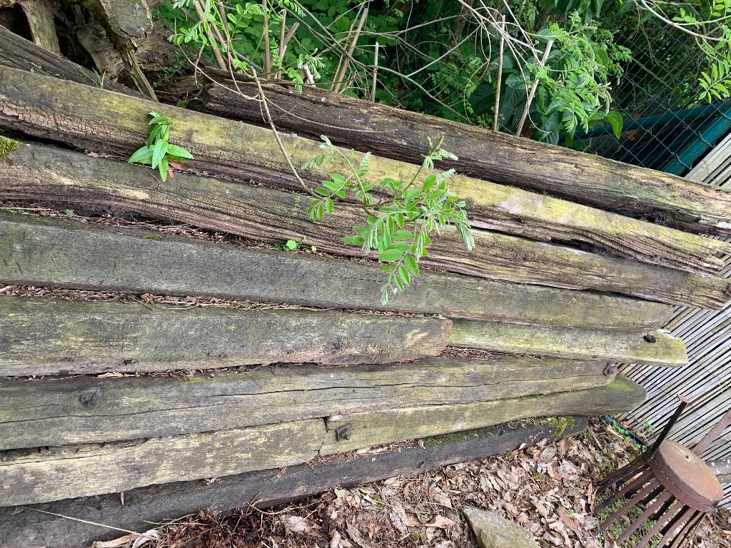Houten trein Bilzen, Ophalen, Gebruikt, Balken