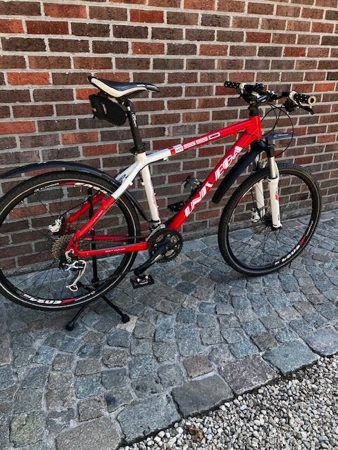 Vélo de montagne Univega de taille moyenne à petite, Vélos & Vélomoteurs, Autres marques, Enlèvement, Utilisé, Hommes