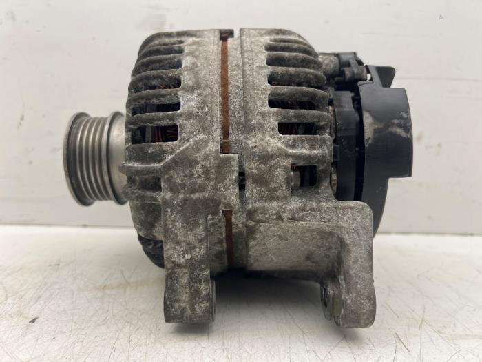 Dynamo van een Opel Meriva, Gebruikt, -, -, Opel