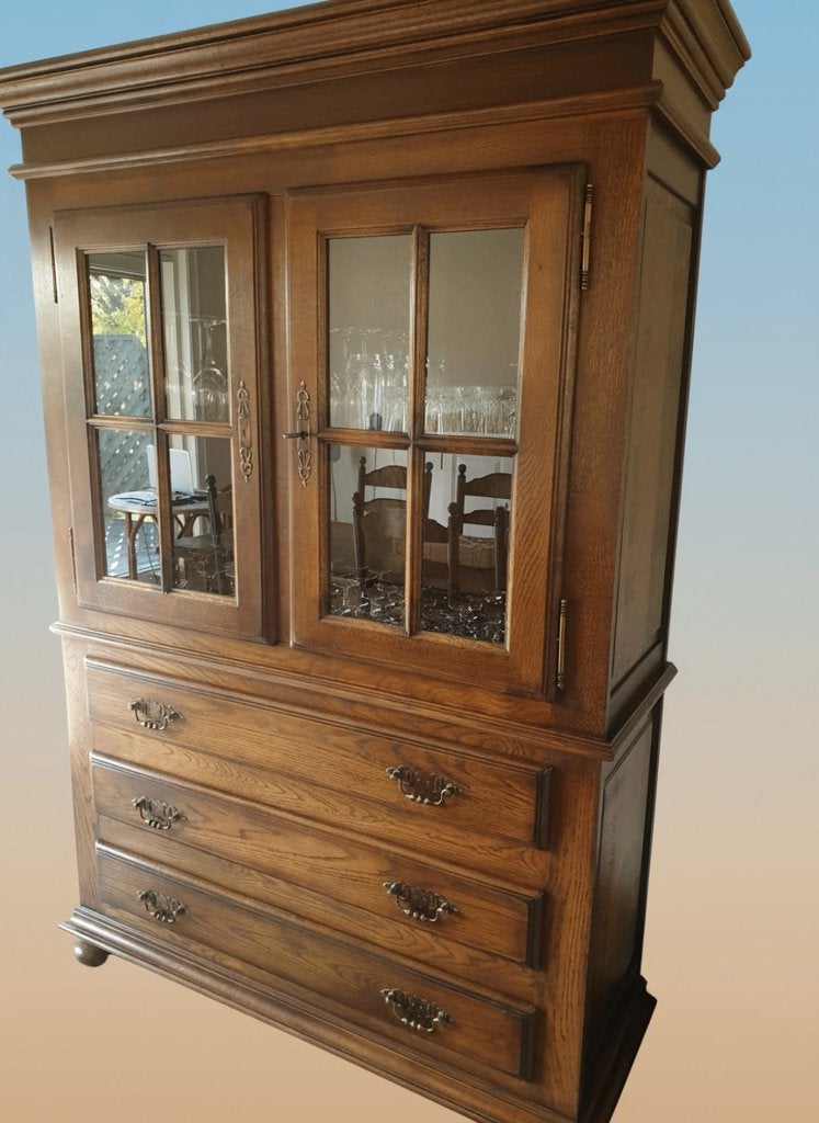 belle vitrine en chêne, Maison & Meubles, Armoires | Vitrines, Chêne, Avec tablette(s), Zie foto's, Comme neuf