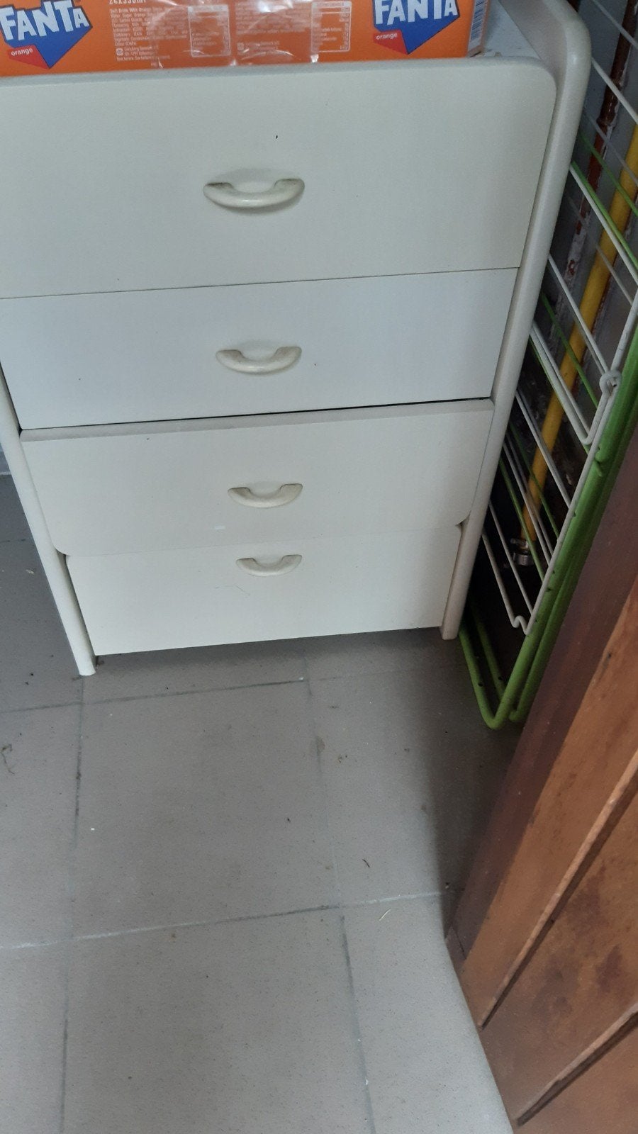 kastje met 4 laden, Ophalen, Gebruikt