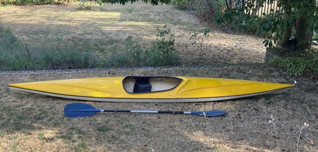 lichte eenpersoonskayak met paddel, Watersport en Boten, Overige Watersport en Boten, Ophalen, Gebruikt