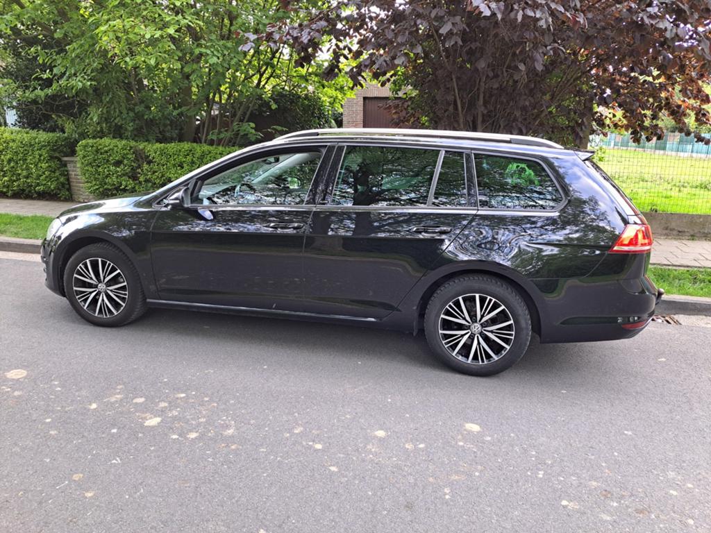 Volkswagen Golf 7 Allstar 1.2 Essence. Distributeur automati, Achat, Alarme, Euro 6, 5 portes