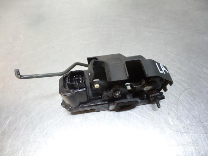 Deurslot Mechaniek 4Deurs links-achter van een Hyundai Getz, Gebruikt, -, -, Ophalen of Verzenden