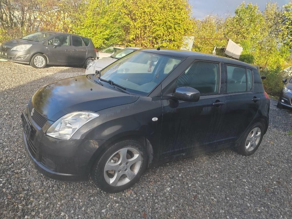 Suzuki Swift 1.3i essence euro4 5porte 1pro*148km*neuf*, Autos, Achat, Swift, Particulier, Euro 4