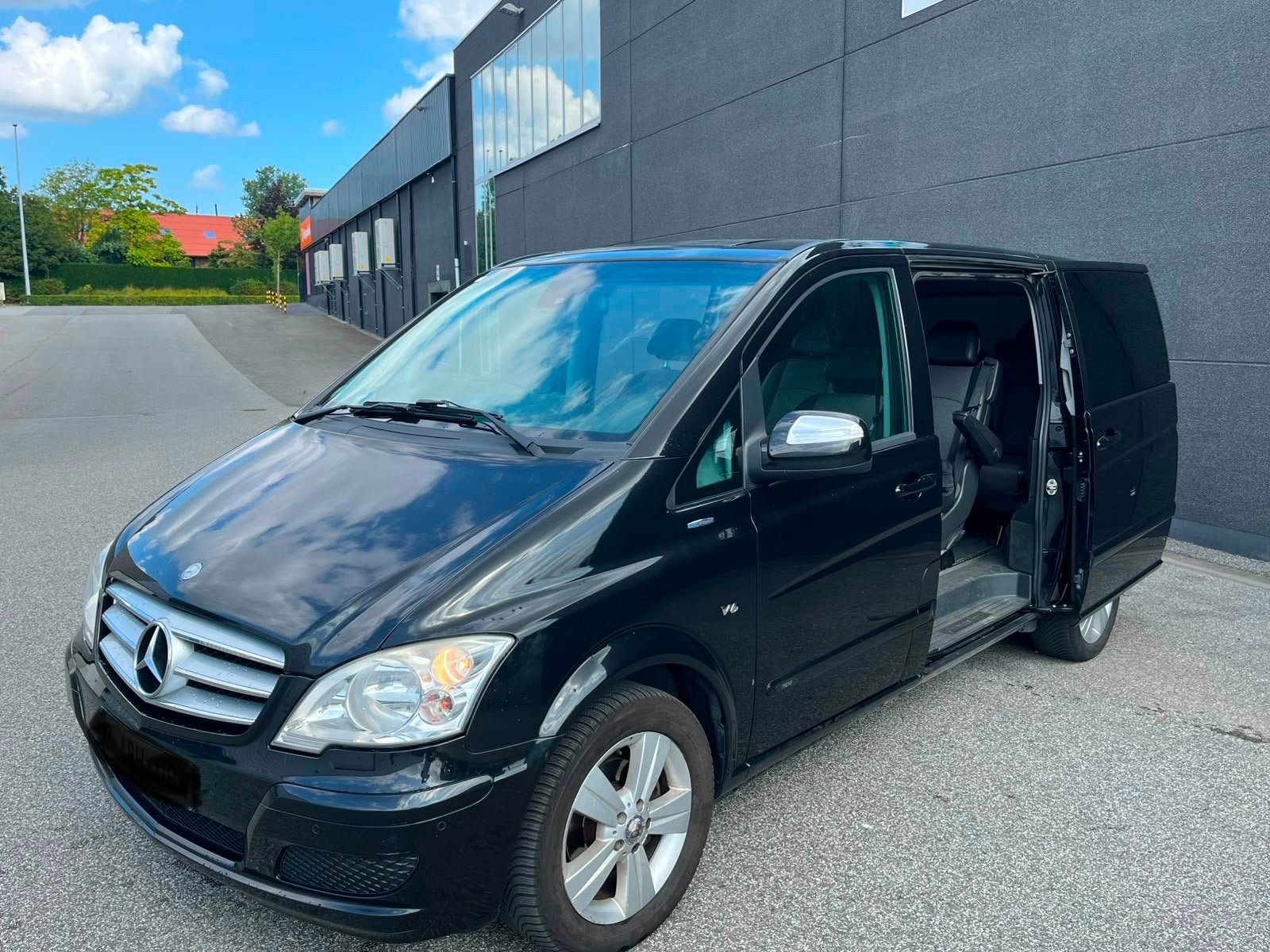 Mercedes Viano 3.0CDI V6, Autos, Camionnettes & Utilitaires, Euro 5, Achat, 7 places, Carnet d'entretien