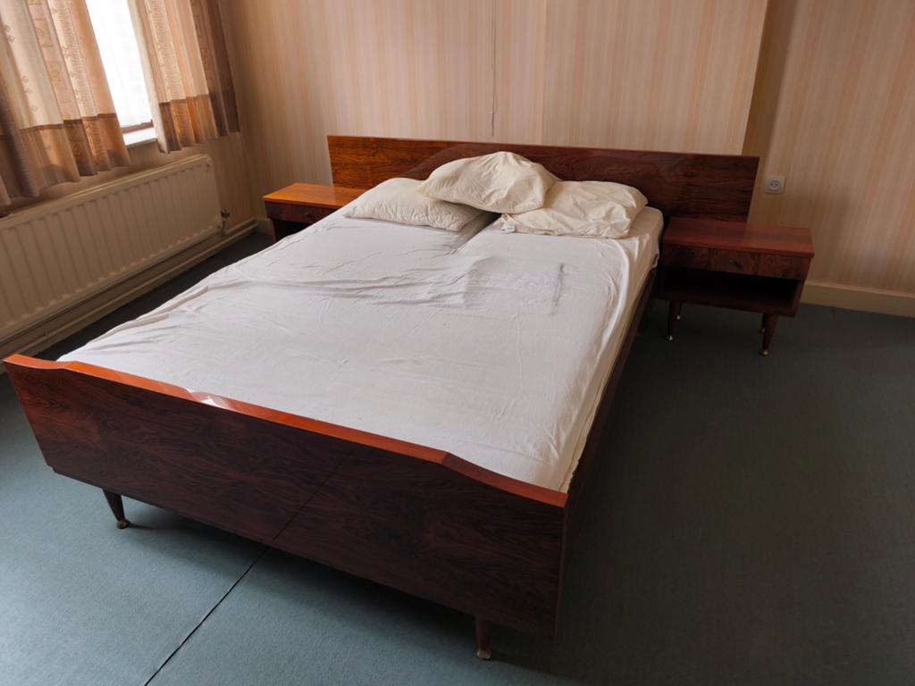 Vintage Art Deco slaapkamer in gevlamd mahonie, Enlèvement