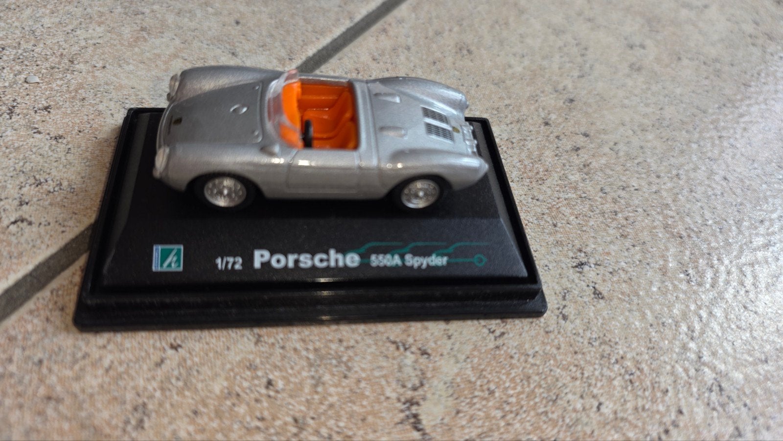 Porche 550A spider, Ophalen