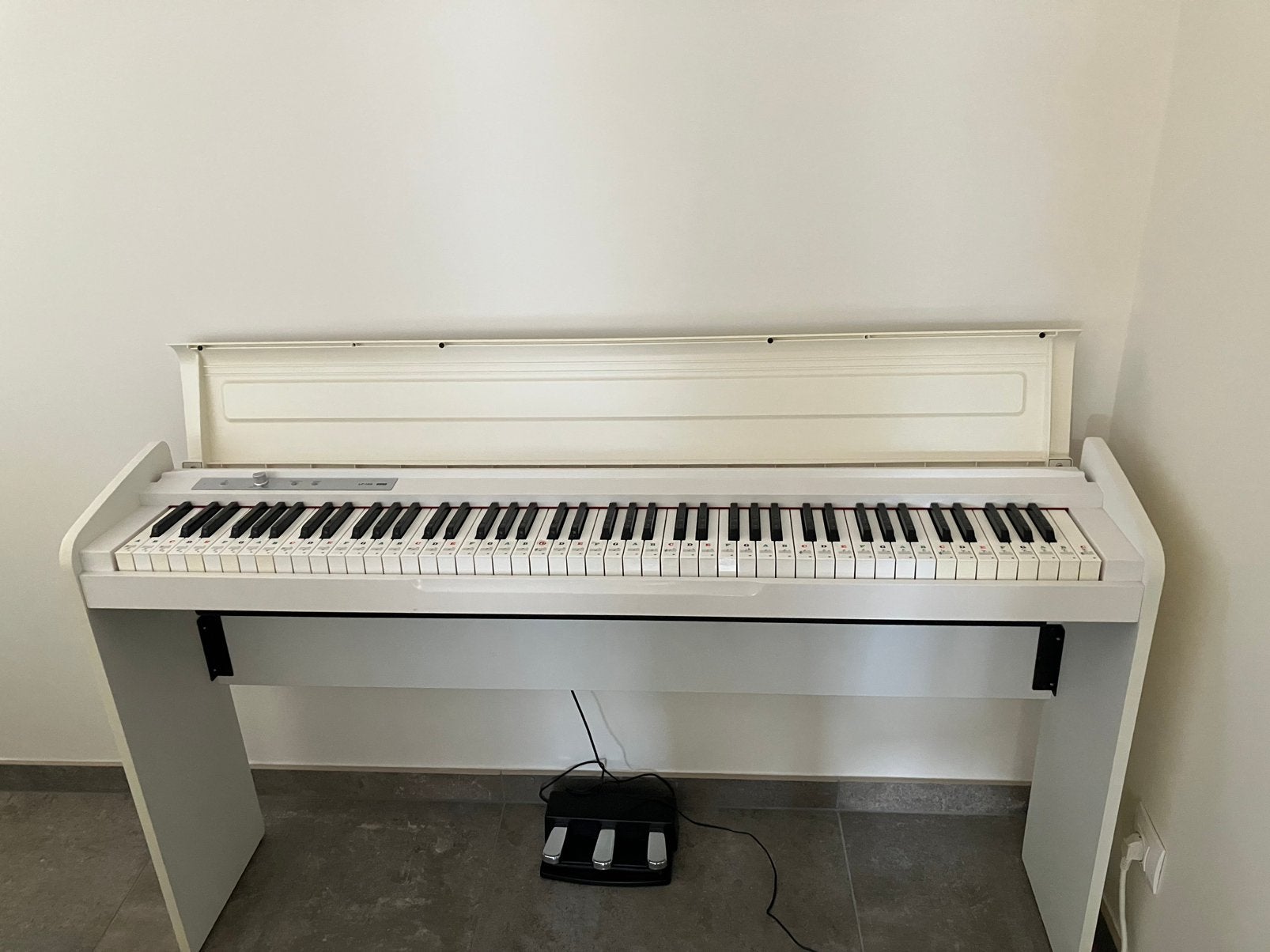 Korg lp-180 digitaele piano, Muziek en Instrumenten, Ophalen, Zo goed als nieuw, Piano