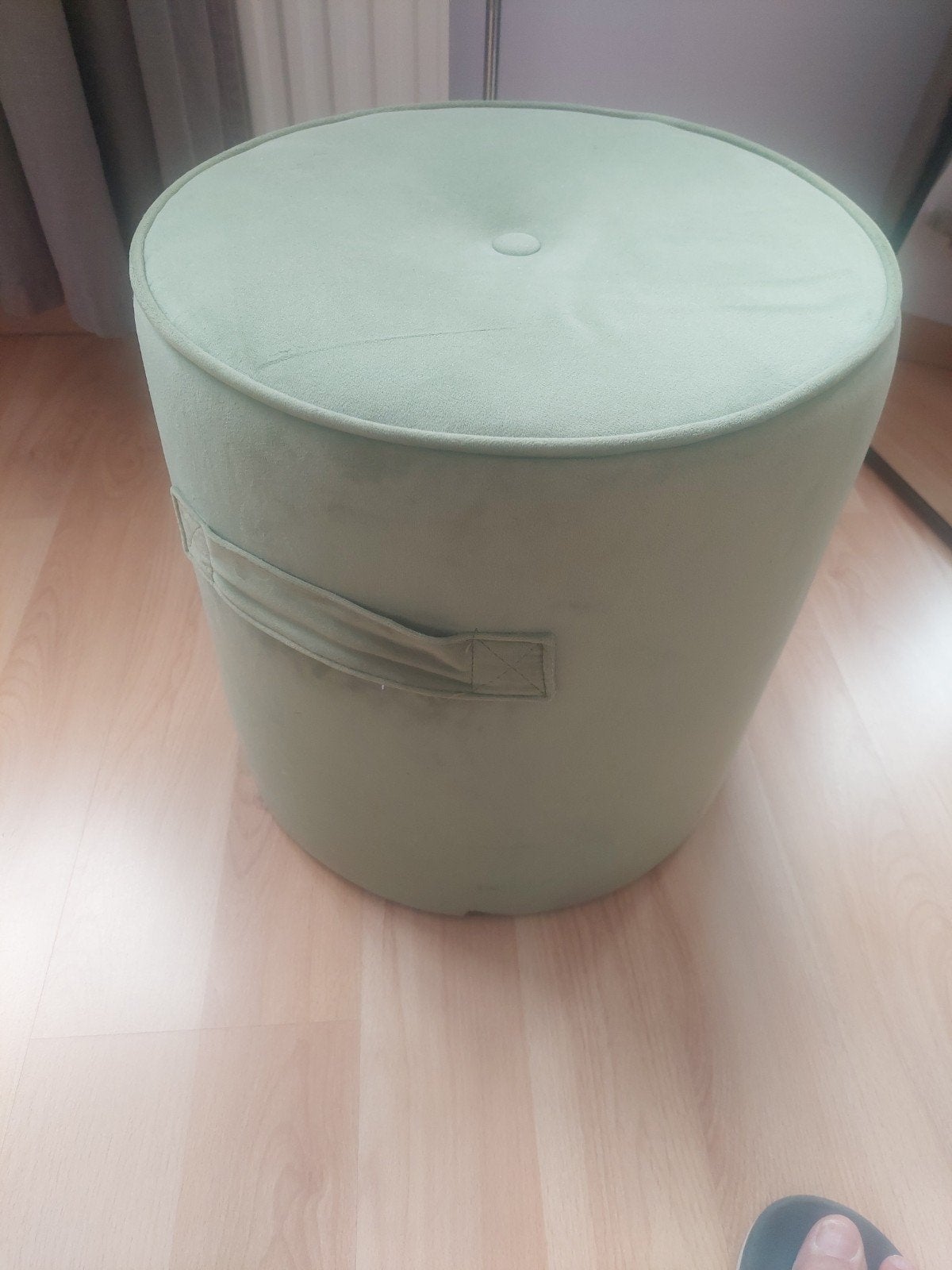 pouf, Enlèvement