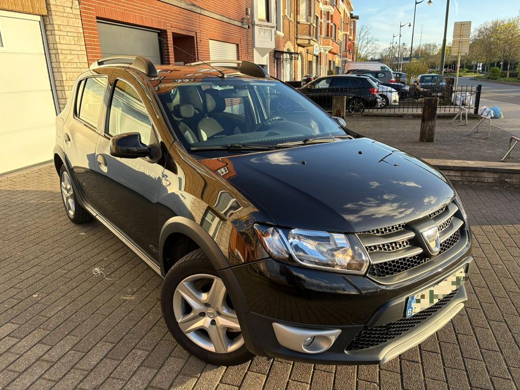 DACIA SANDERO 1.5 DCI READY HEEFT REGISTRATIE, Auto's, Dacia, Euro 5, Monovolume, Zwart, Bedrijf
