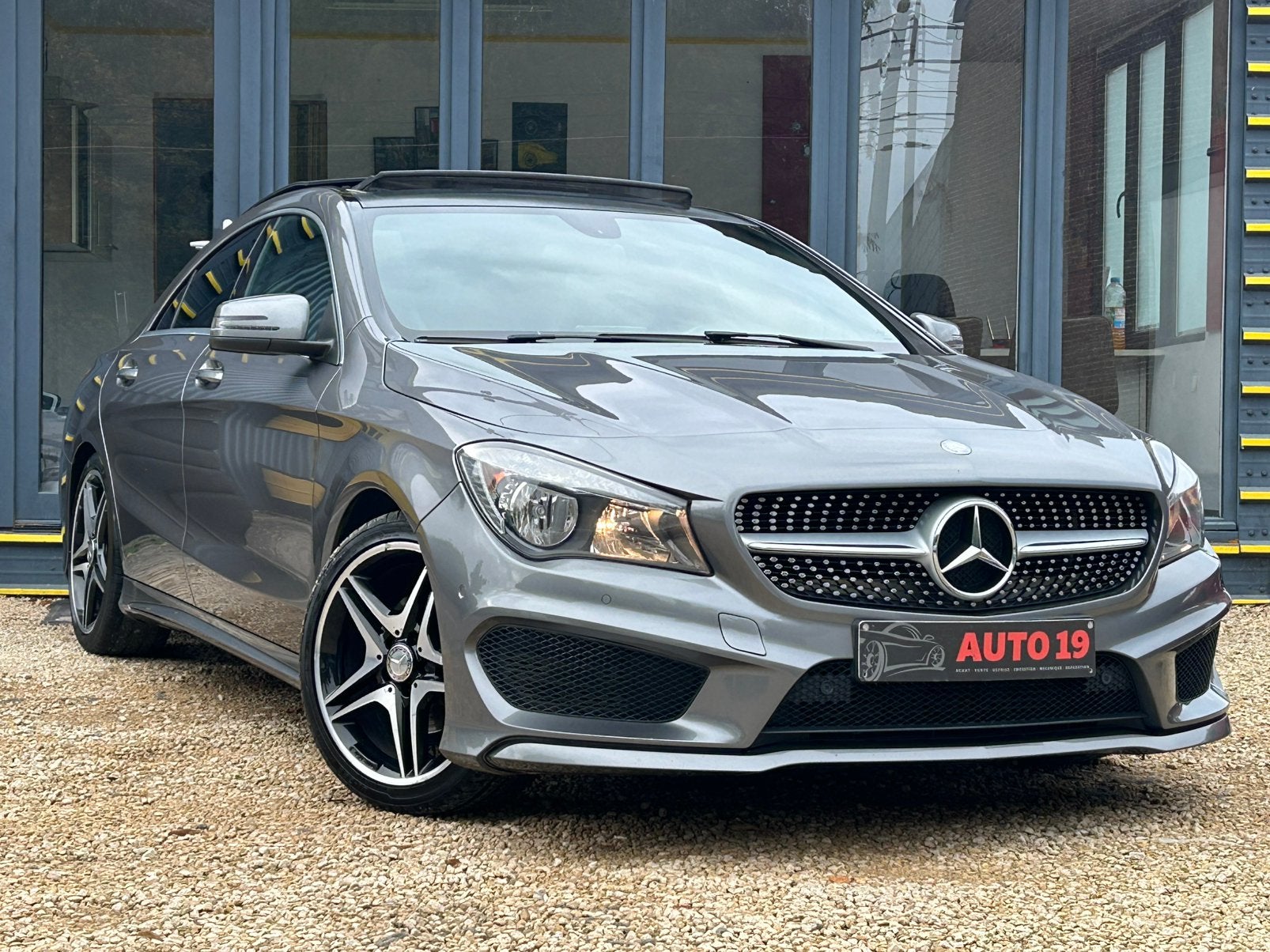 MERCEDES CLA 200 CDI AMG-PAKKET, https://public.car-pass.be/vhr/ab1a4d51-a76e-4dfc-9467-b4503ee13975?lang=fr, Berline, Particulier