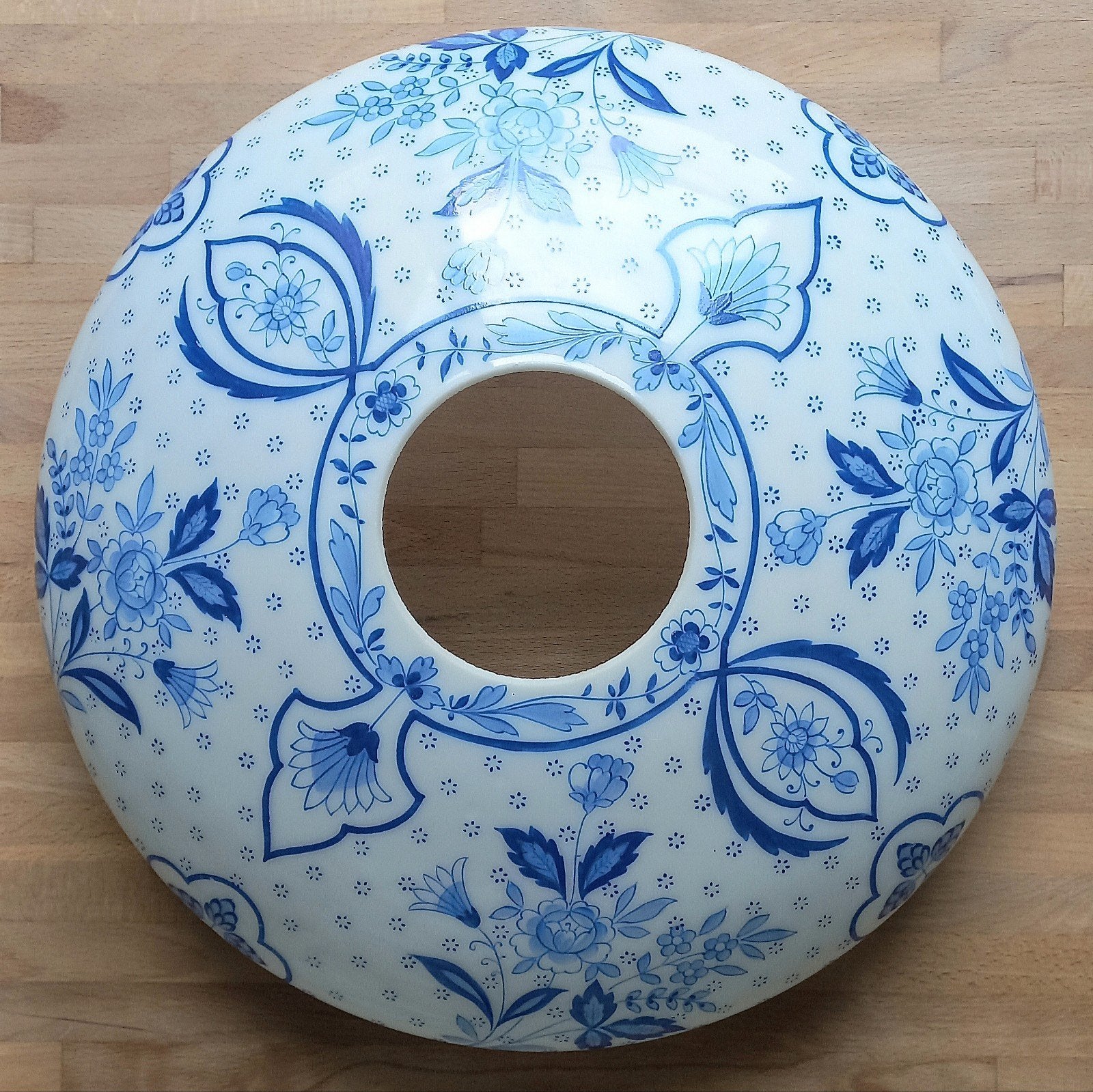 Antieke lampenkom in handgeschilderde opaline. 35cm., Ophalen