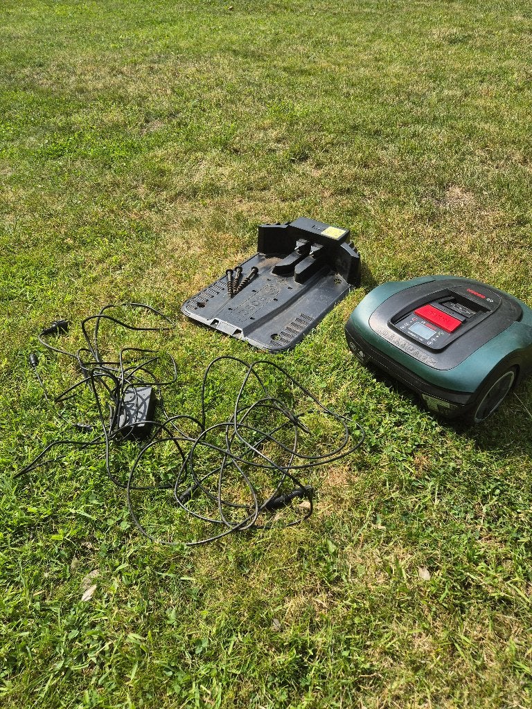 Bosch Indego M 700 robotmaaier voor onderdelen of hersteller, Ophalen, Gebruikt, Minder dan 20 cm, Bosch
