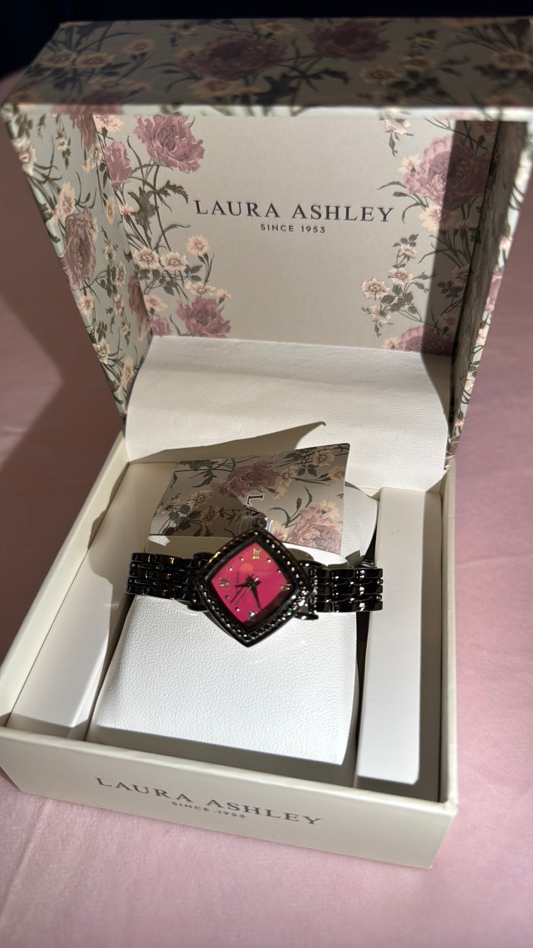Horloge Laura Ashley, Enlèvement, Comme neuf