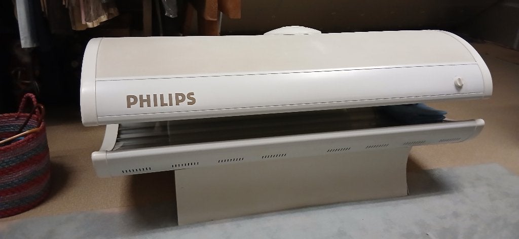 Solarium, Elektronische apparatuur, Zonnebanken en Gezichtsbruiners, Ophalen, Gebruikt, Zonnebank dubbelzijdig