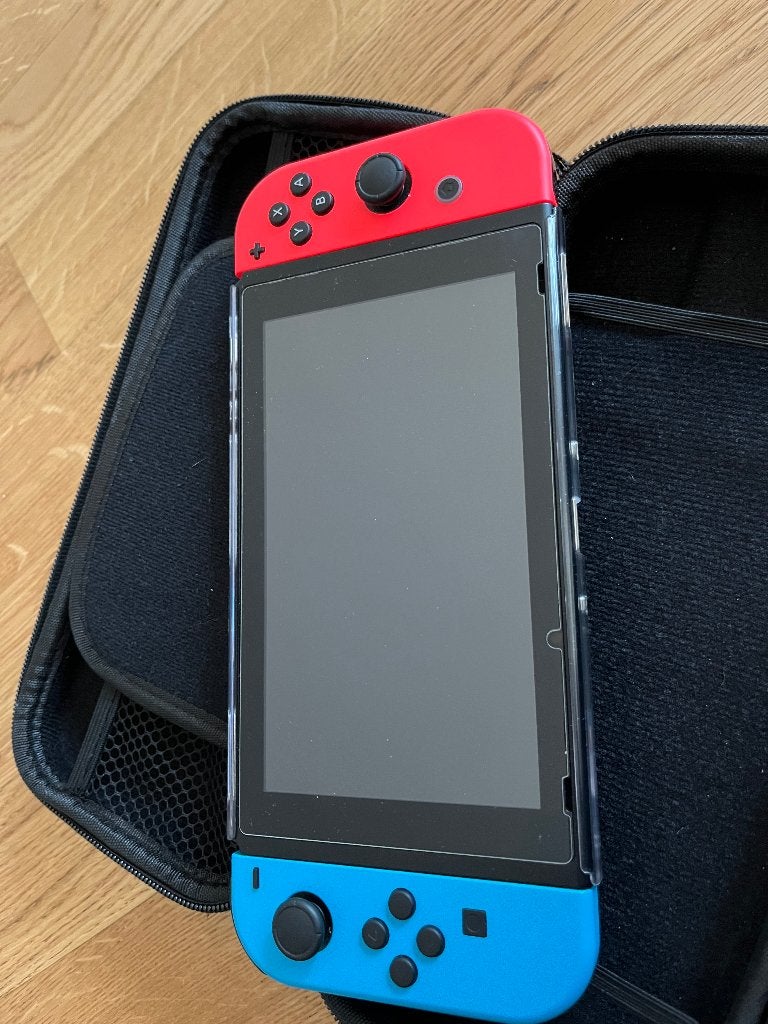 Nintendo Switch Black V2, Met games, Ophalen of Verzenden, Zo goed als nieuw, Switch Original