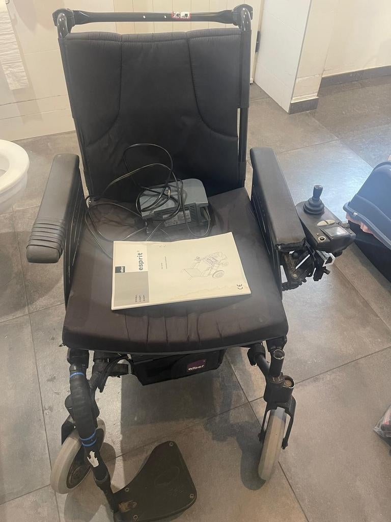 Fauteuil roulant électrique, nouveau système de direction et, Divers, Chaises roulantes, Enlèvement