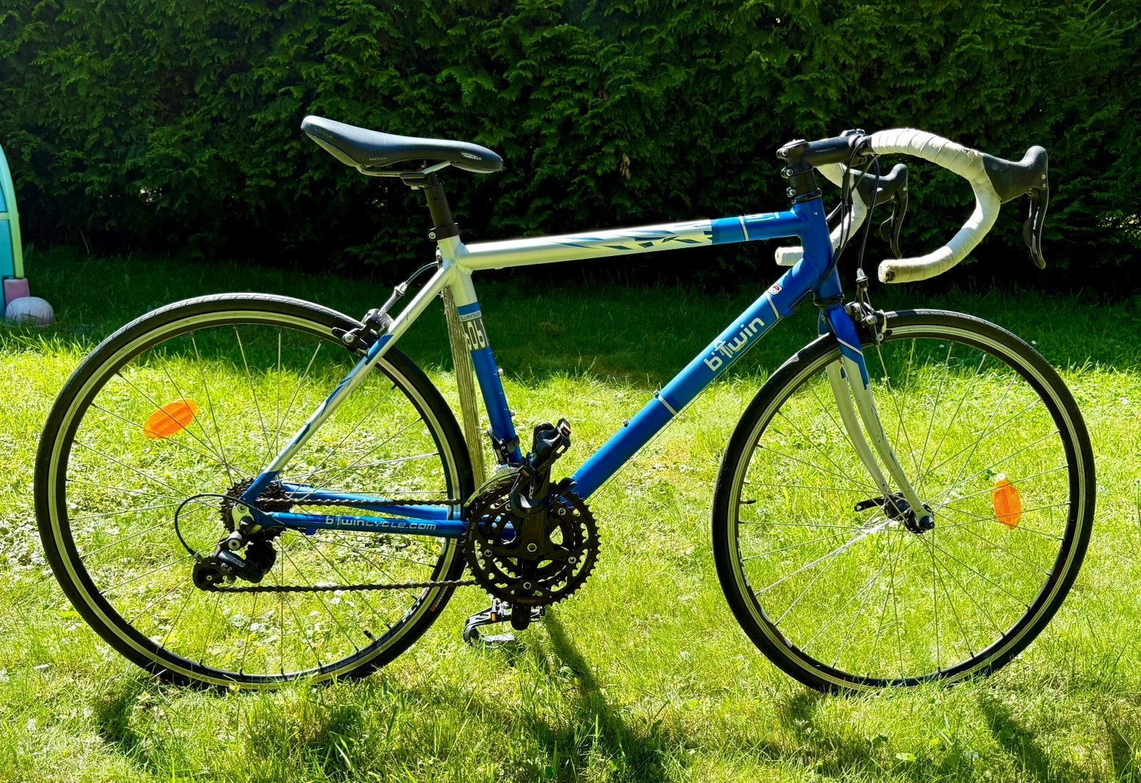 Velo de course bitwin, Vélos & Vélomoteurs, Vélos | Vélos de course, Autres marques, Moins de 10 vitesses, Aluminium, Enlèvement