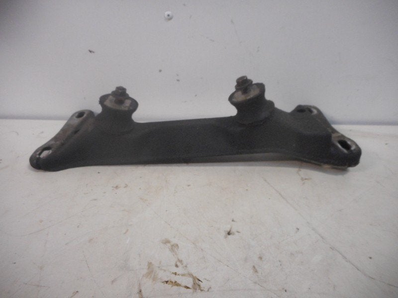 SUPPORT BOITE DE VITESSES BMW 3 serie (E46 / 4) (1094684), Utilisé, BMW, Petuelring 130
80809  München, DE, Bayerische Motoren Werke AG