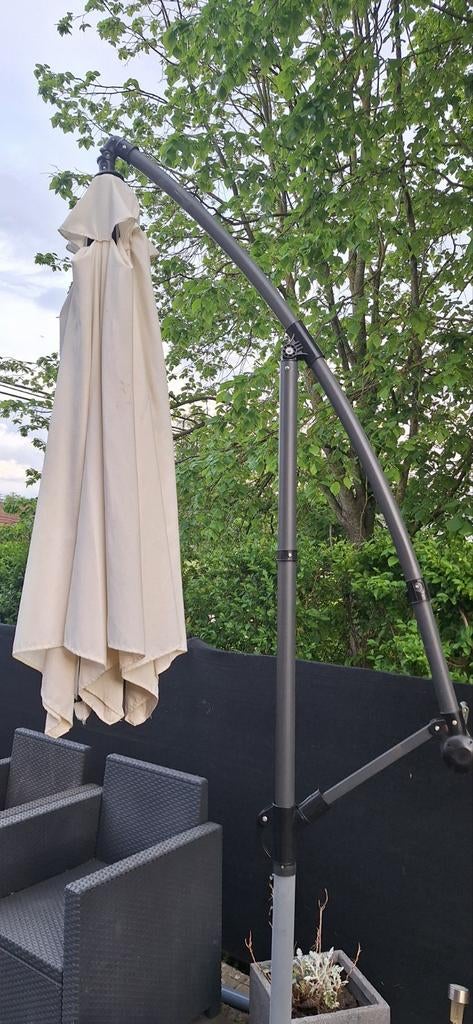 Parasol avec pied et dalle de 100kg, Tuin en Terras, Parasols, Gebruikt, Stokparasol, 2 tot 3 meter, Kantelbaar, Verstelbaar, Ophalen