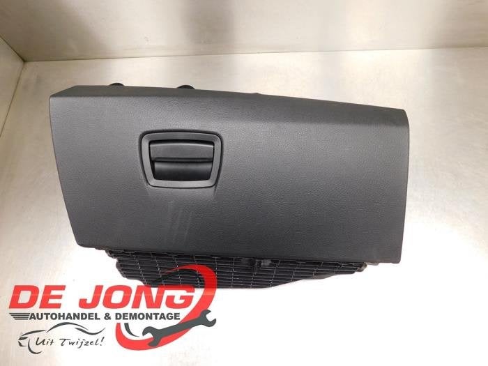 Dashboardkastje van een BMW 5-Serie, Auto-onderdelen, Dashboard en Schakelaars, BMW, Gebruikt, 3 maanden garantie, Ophalen of Verzenden
