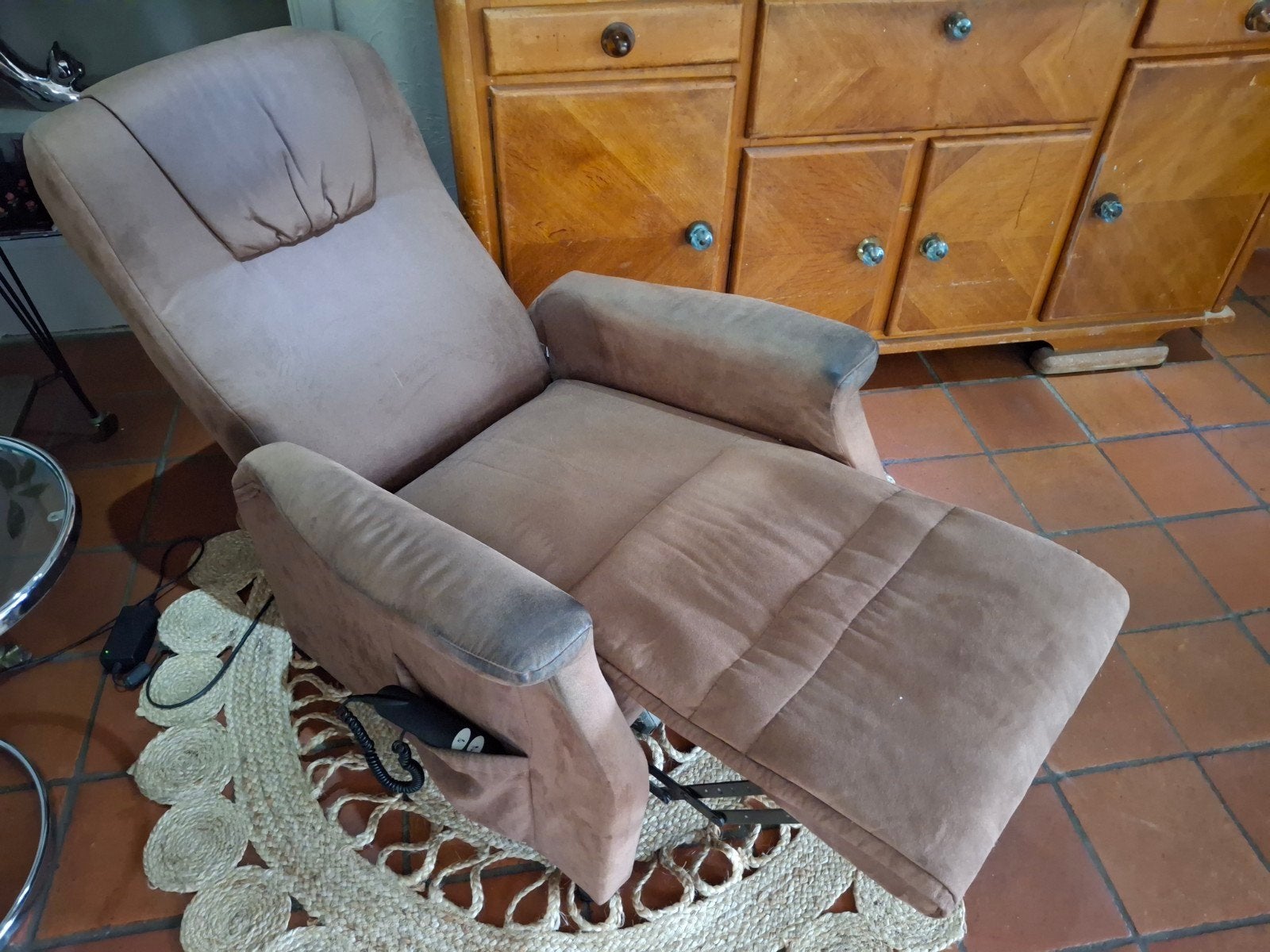 Relaxzetel elektrisch suede leder
Comfortabele zetel voor du, Huis en Inrichting, Ophalen of Verzenden