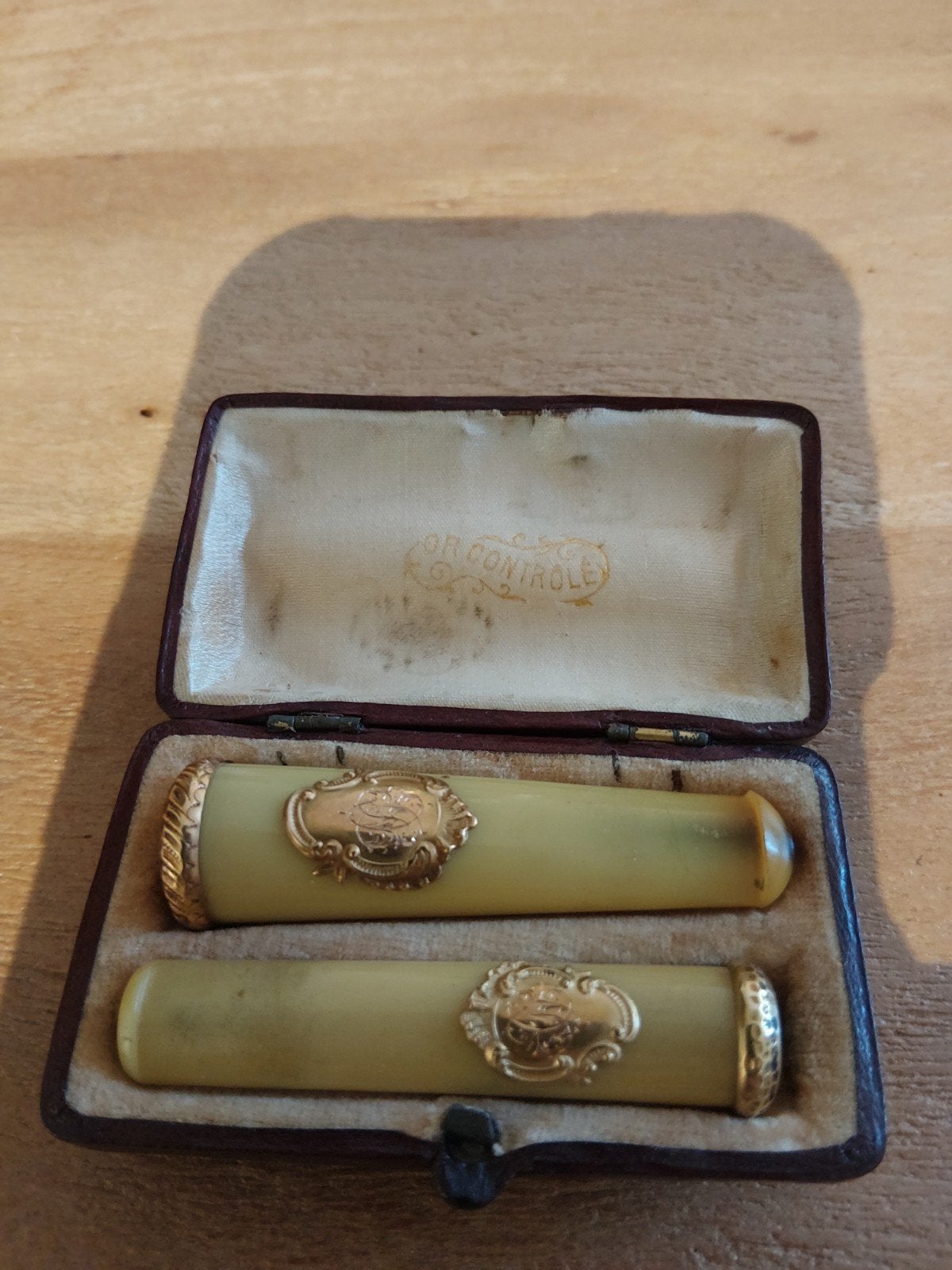 Antieke sigaretten "or controlé" met etui, Verzamelen, Rookartikelen, Aanstekers en Luciferdoosjes, Ophalen of Verzenden, Gebruikt
