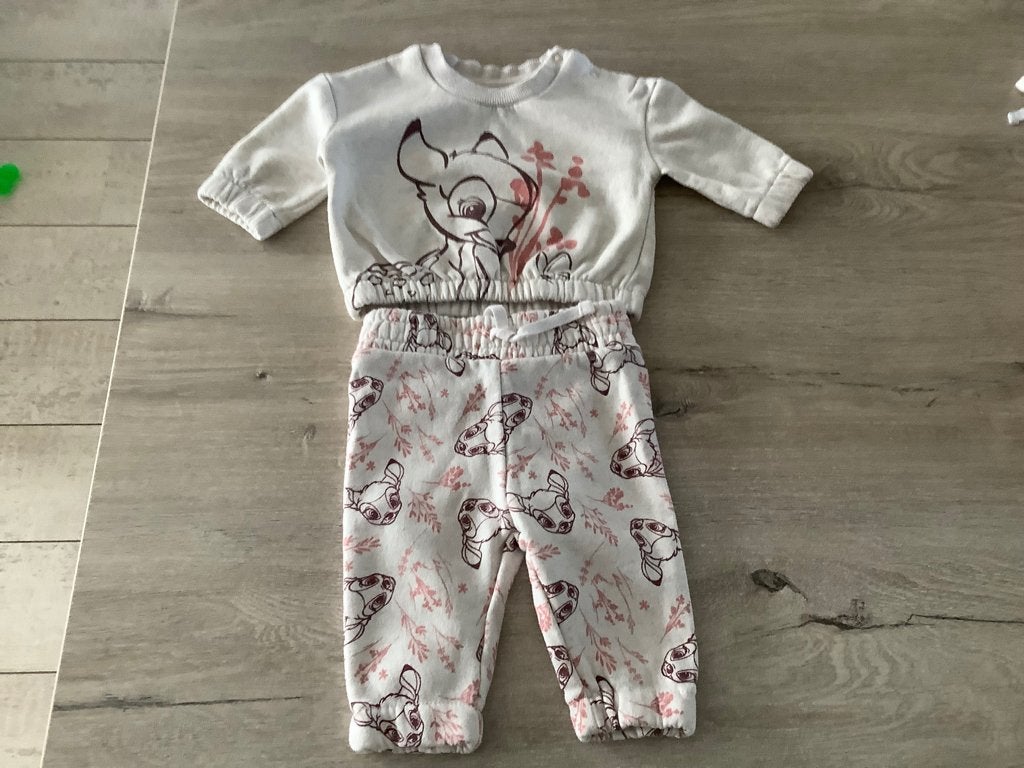 Ensemble 2 pièces Disney Bambi baby (taille 62), Enfants & Bébés, Vêtements de bébé | Taille 62, Enlèvement ou Envoi, Ensemble