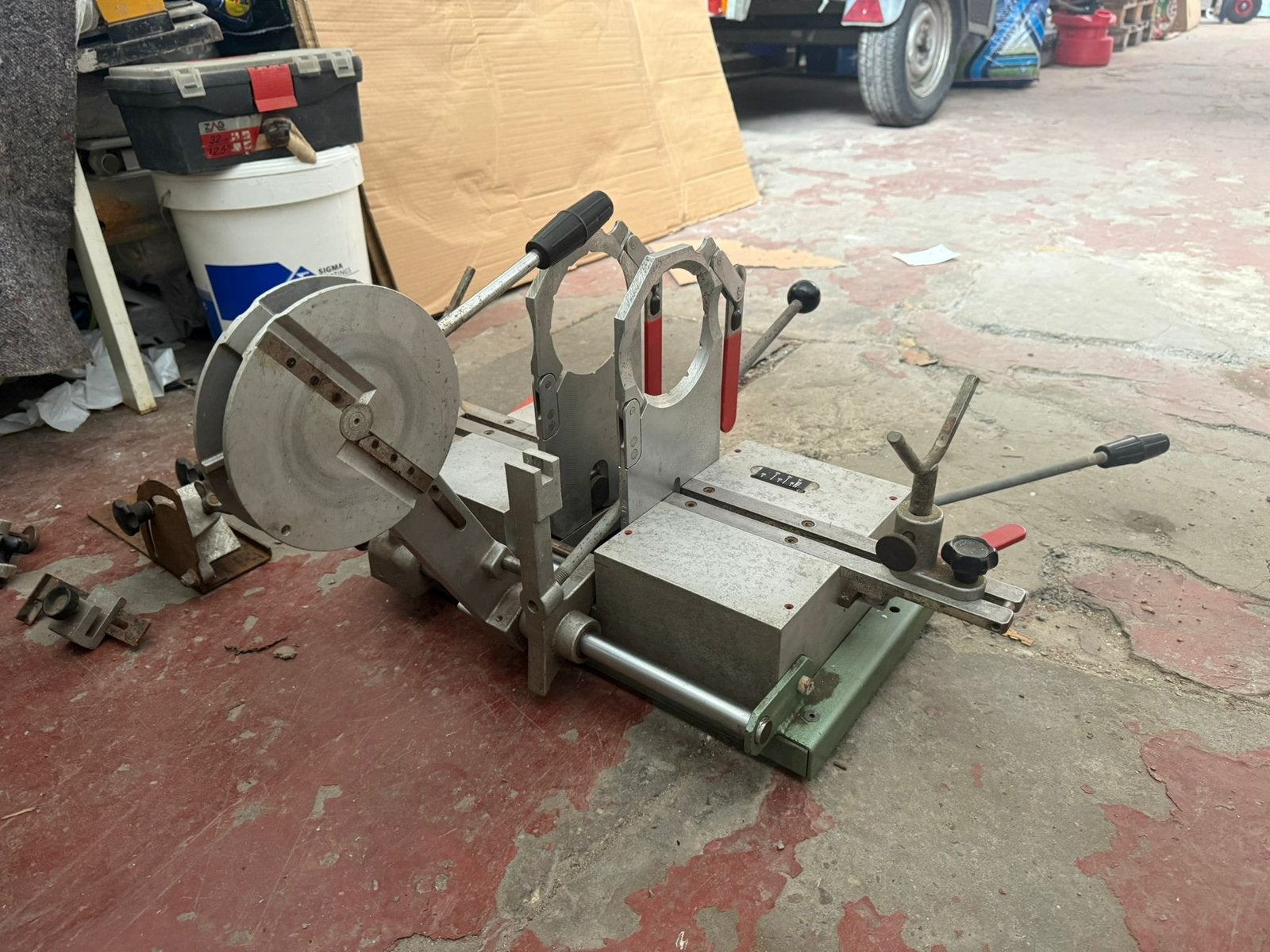 Machine Geberit, Bricolage & Construction, Tours, Enlèvement, Comme neuf