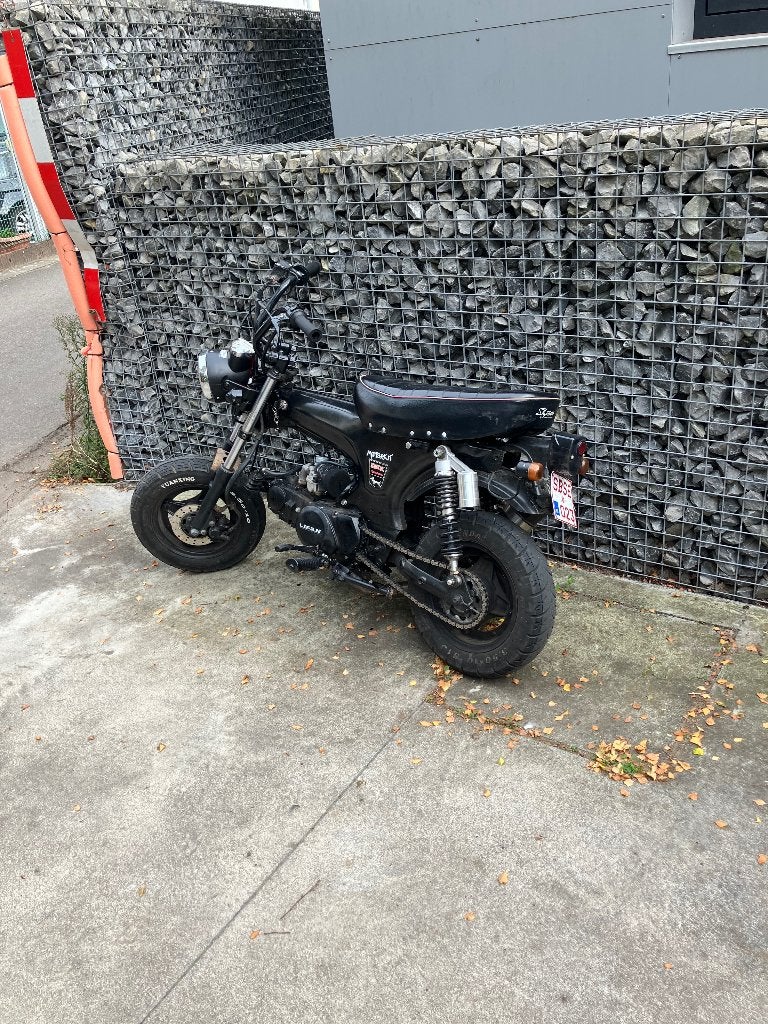Skyteam DAX 92cc oliegekoeld, Fietsen en Brommers, Ophalen, Overige modellen, 92 cc, 4 versnellingen
