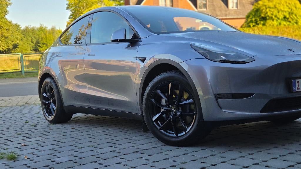 Tesla Model Y Arachnid de 19" avec pneus toutessaisons TPMS, Pneus et Jantes, 4 Saisons, Véhicule de tourisme, 275 mm